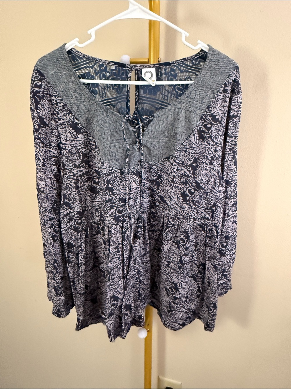 Akemi + Kin Anthropologie Boho Lace-Up Tunic Top in Navy and Gray